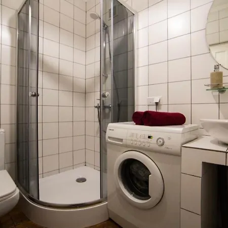 Daire Vidfort вірменська *